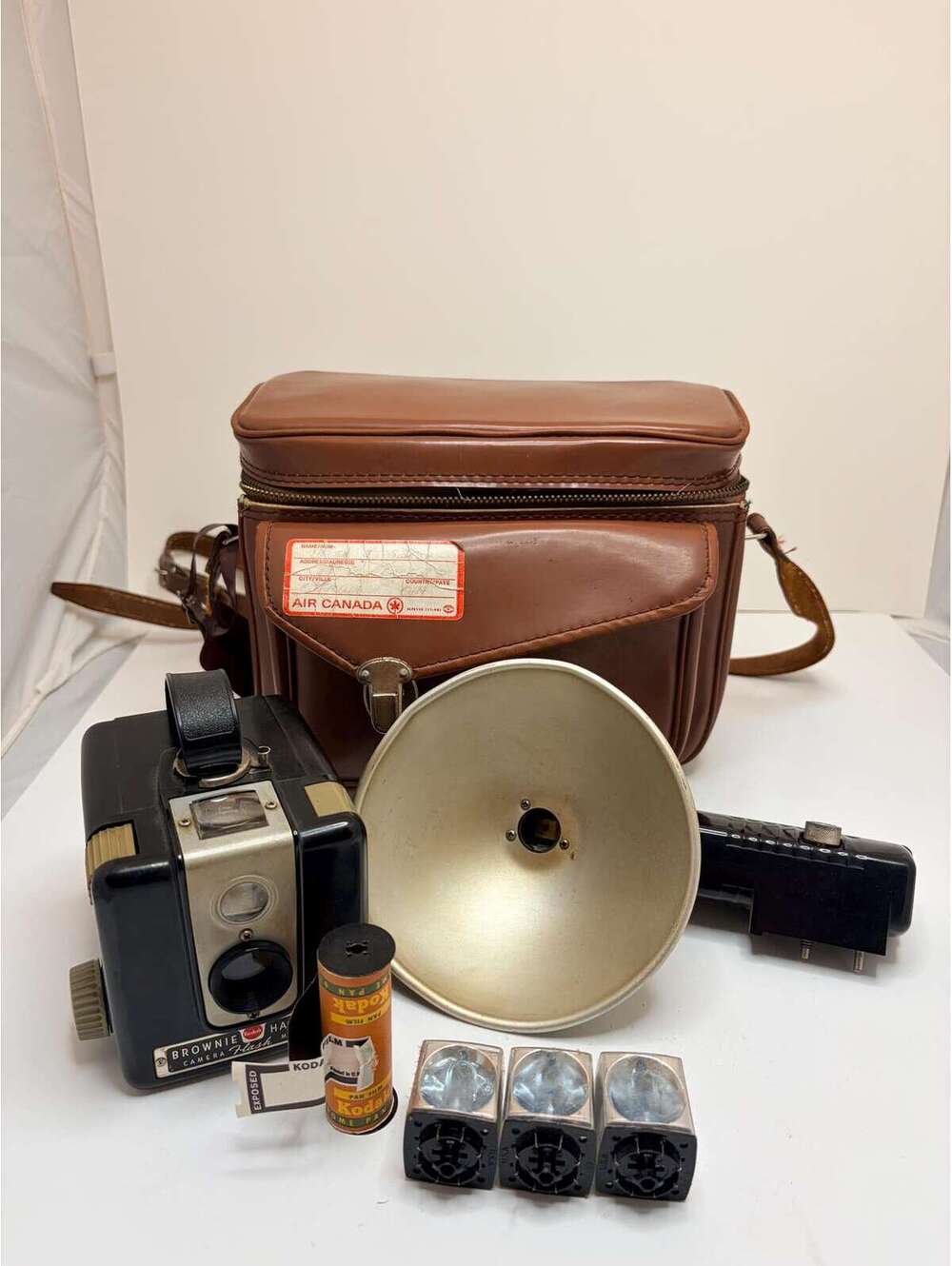Vintage Kodak Brownie Hawkeye Flash Camera with Original Carrying Case